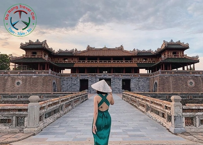 Giới thiệu về Huế - Thành phố huyền bí