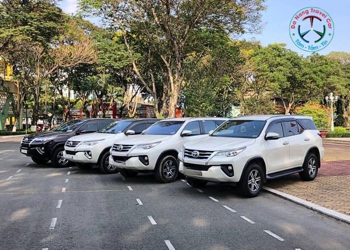 thuê xe tự lái cuối tuần
