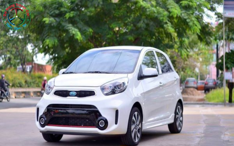 dòng xe 4 chỗ giá rẻ