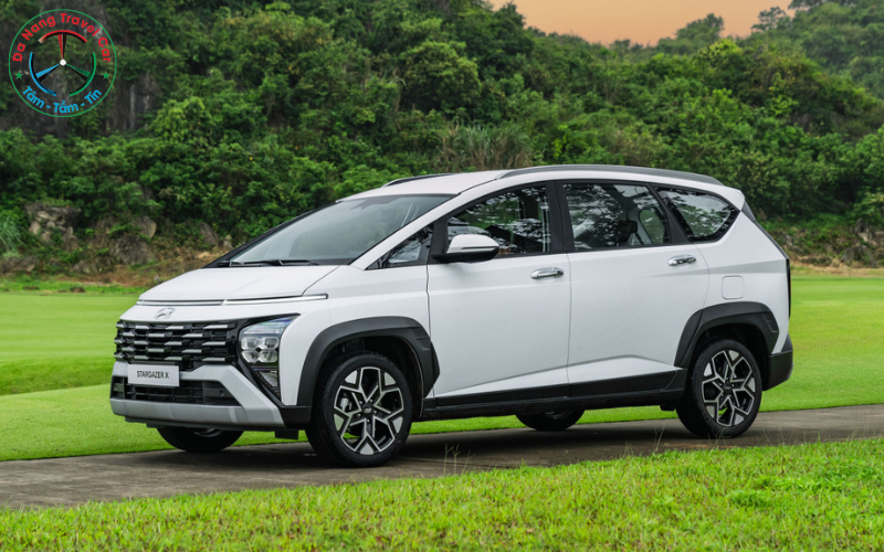 xe ô tô 7 chỗ tầm 600 triệu