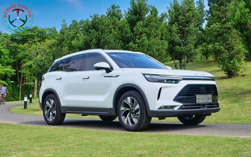 xe ô tô 7 chỗ trung quốc