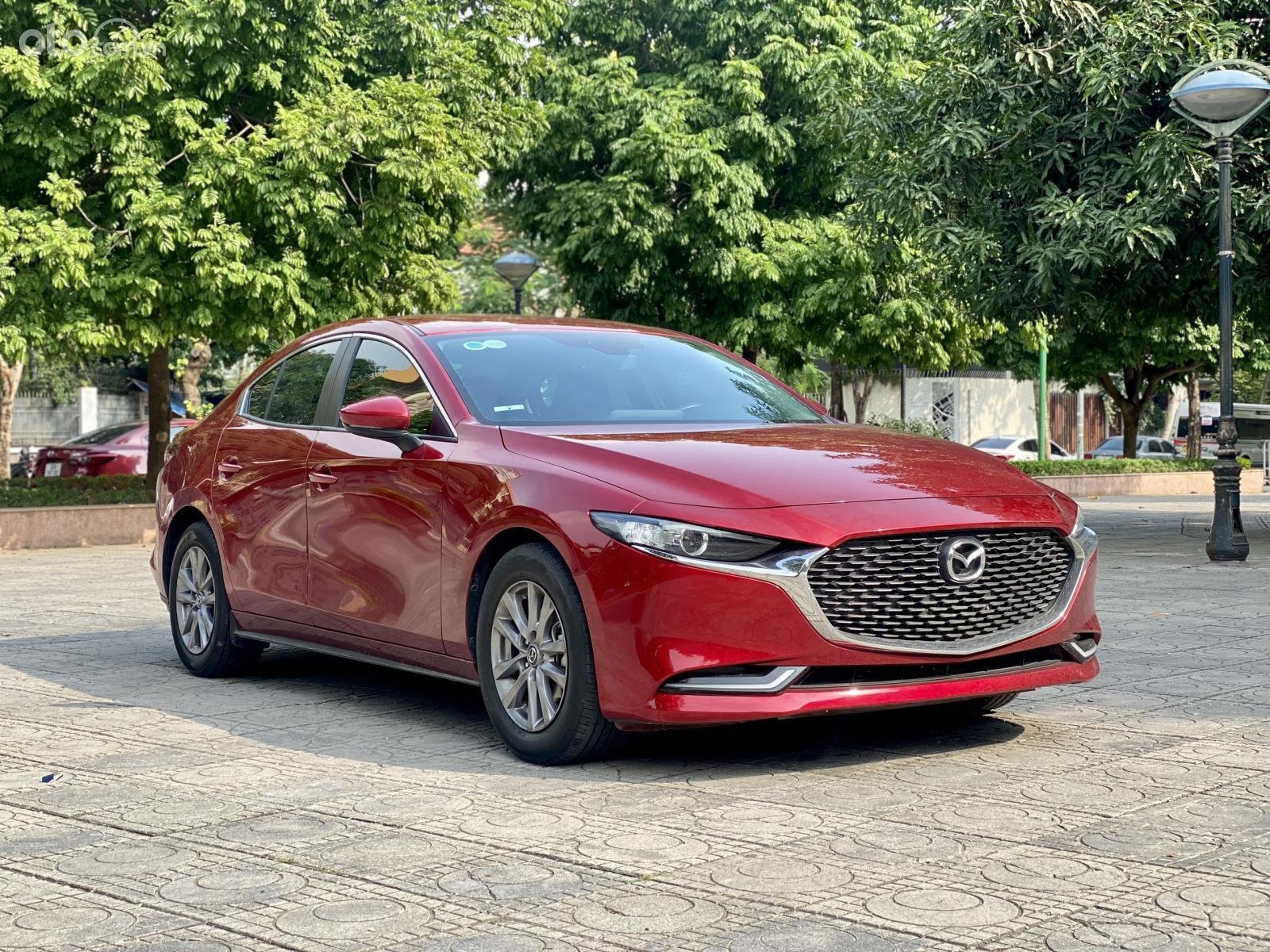 Thuê xe 4 chỗ tự lái Mazda 3