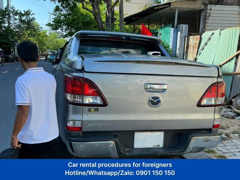 Procedures for Foreigners Renting a Car in Vietnam 