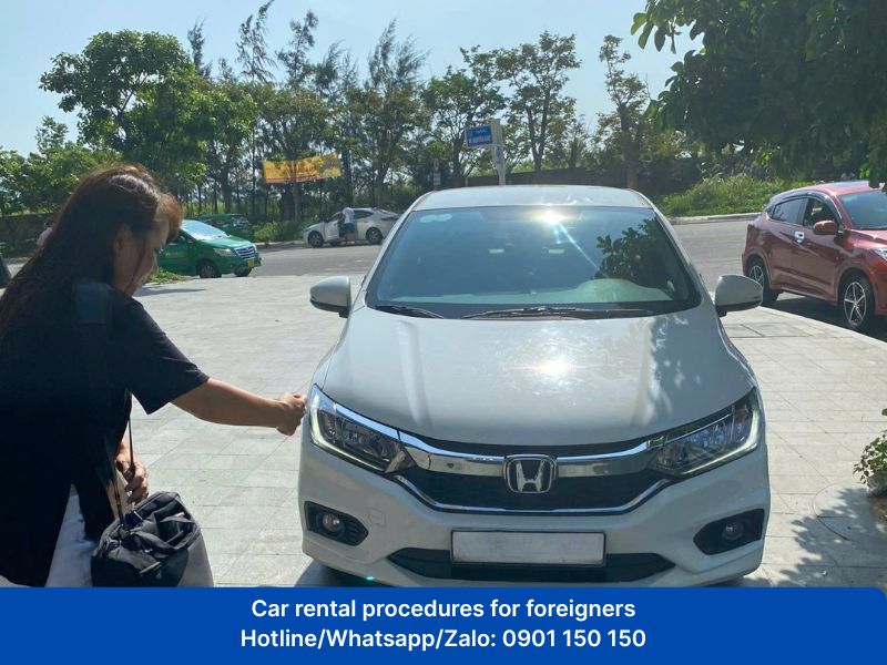 Procedures for Foreigners Renting a Car in Vietnam 